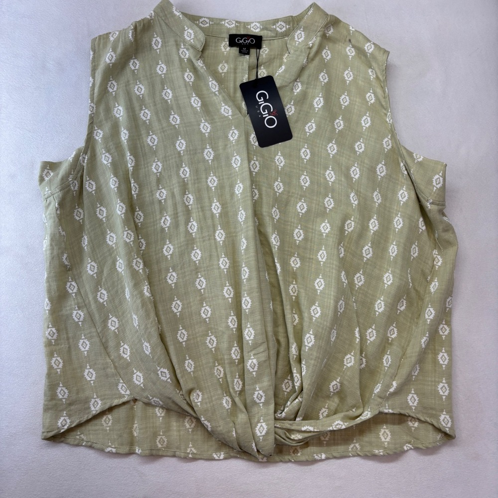 GIGIO USA‎ Sage Green Top Medium New Southwestern  Sleeveless Twist Front V-Neck - Picture 2 of 11